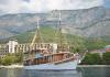 Navire de croisière traditionnel Delija - voilier à moteur en bois 1906  batueaux location Opatija