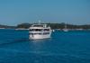 Deluxe navire de croisière MV Futura - yacht à moteur 2013  location bateau à moteur