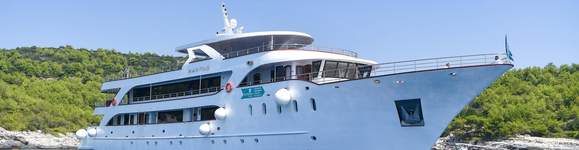 Deluxe navire de croisière MV Maritimo- yacht à moteur