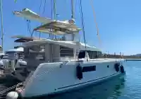 catamaran Lagoon 52 Sardinia Italie