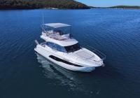 bateau à moteur Prestige 420 Fly Pula Croatie