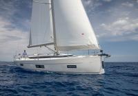 bateau à voile Bavaria C45 Pula Croatie