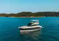 bateau à moteur Monte Carlo 5 KRK Croatie