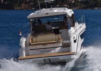 bateau à moteur Bavaria SR38 Hard Top Trogir Croatie