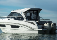 bateau à moteur Antares 9 Sukošan Croatie