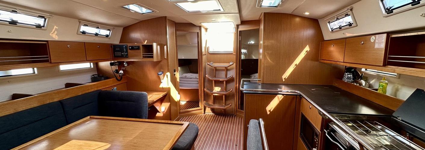 2014. Bavaria Cruiser 45