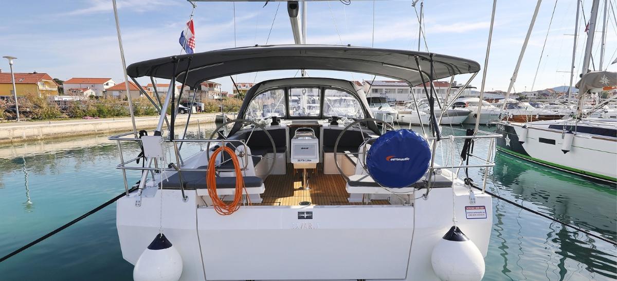 Bavaria C42
