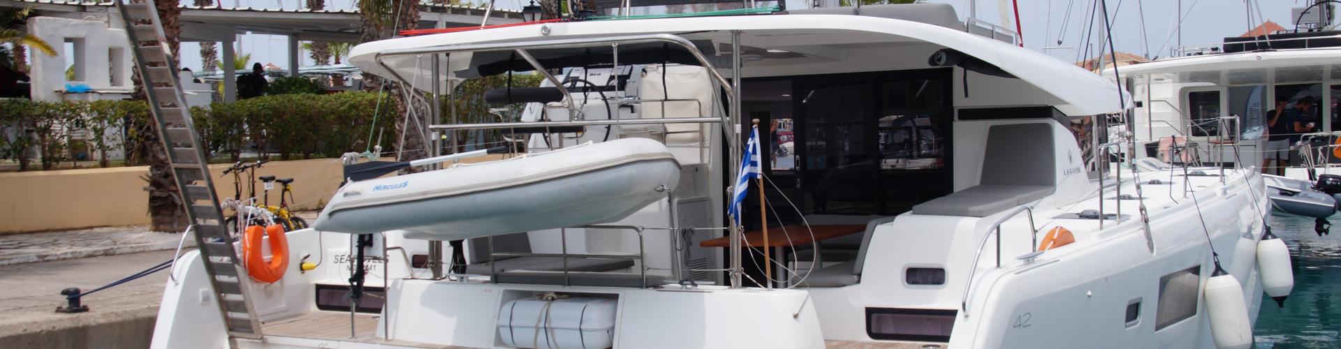 Lagoon 42