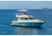 bateau à moteur Prestige 36 Fly Primošten Croatie