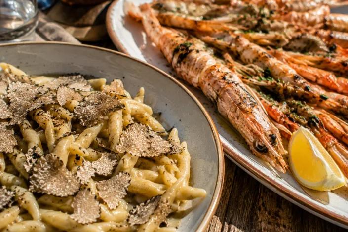Pâtes istriennes aux truffes et scampis grillés